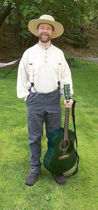 Dan Engvaldsen will sing and play songs popular along the D&amp;H Canal