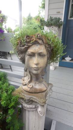 Secret gardens, revealed (Photo by Frances Ruth Harris)