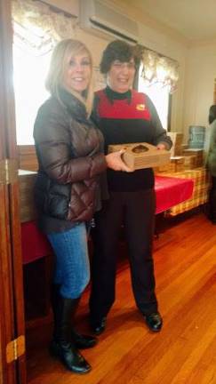 Saying thanks with pie Tasha Welsh (left), who came all the way from Scranton, is pictured with Arlene Quick (Photo by Anya Tikka)