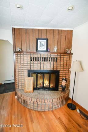 Three-bedroom ranch offers mountain views on a quiet street