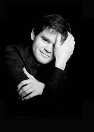 Eugene Feygelson and Bobby Mitchell to perform Bobby Mitchell