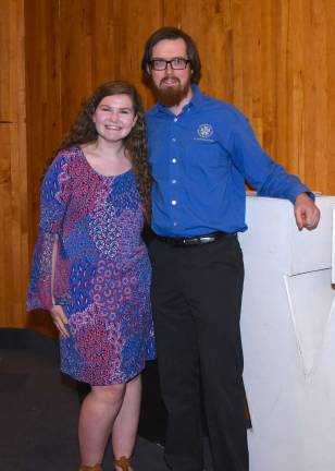 Lindsey Toomer, DV newspaper editor, wins journalism scholarship Lindsey Toomer, DV newspaper editor, wins journalism scholarship