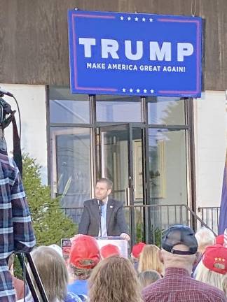 Eric Trump address the crowd in Milford (Photo by Kim Rotello)