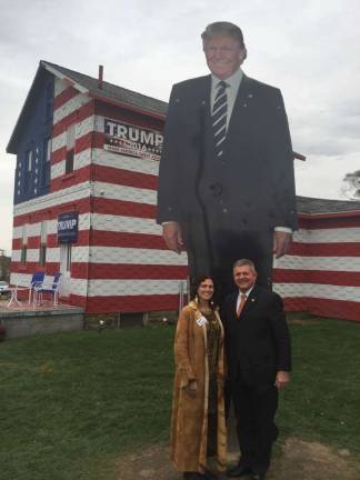 Trump shrine drew more than 14,000 visitors in past month Leslie Baum Rossi Facebook photo (with Admiral Charles Kubic)