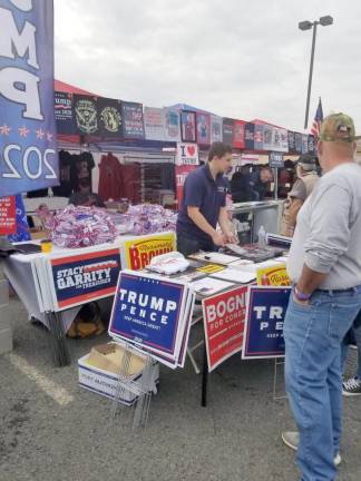 A table for Republican candidates (Photo by Ken Hubeny Sr.)