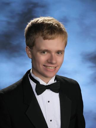 Owen Carso finds balance 2025 Delaware Valley High School salutatorian, Owen Carso