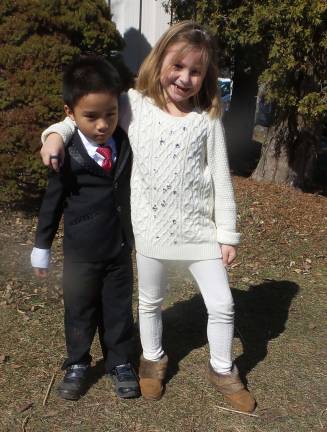Gun-wielding couples renew their vows Children played outside (Photo by Frances Ruth Harris)