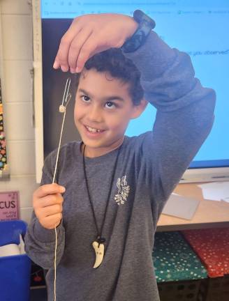 Repelling and attracting magnets at DVES Repelling and attracting magnets at DVES
