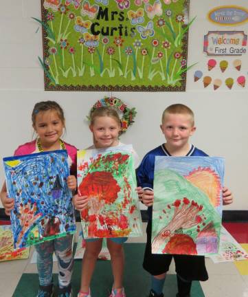 First-graders greet the autumn with art First-graders greet the autumn with art
