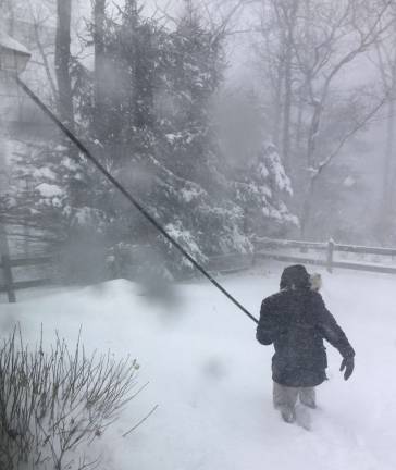 Winter's not done with us yet {"colorSpace":"kCGColorSpaceSRGB","macroEnabled":false,"qualityMode":3,"deviceTilt":0.06034926970931487,"customExposureMode":0,"extendedExposure":false,"whiteBalanceProgram":0,"focusMode":0}