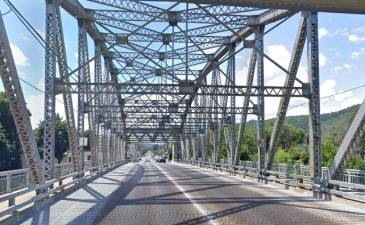 The Route 6/209 bridge that crosses the Delaware River from Port Jervis, NY, to Matamoras.