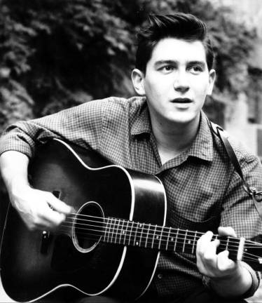 Evening honors Phil Ochs, the 'singing journalist' Phil Ochs