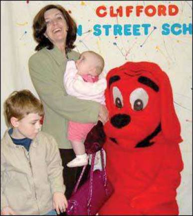 Clifford' coming to Ann Street School Clifford' coming to Ann Street School