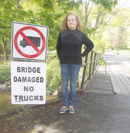 Babette Smith at her private bridge (Photo by Frances Ruth Harris)