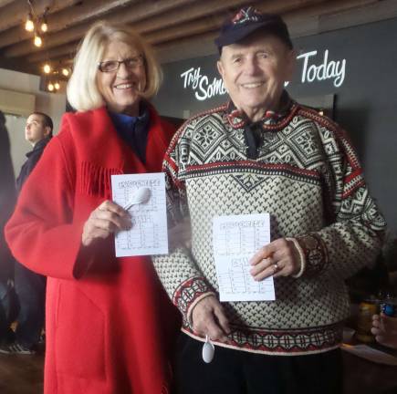 Cooks and tasters agree: Everybody wins Liv and Bob Tribus ready to sample mac n cheese and chili. They’ve been married 57 years. (Photo by Frances Ruth Harris)