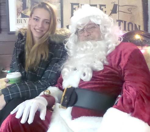 Lona Mackerly and Santa
