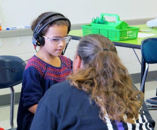 Elementary students can hear clearly now Elementary students can hear clearly now