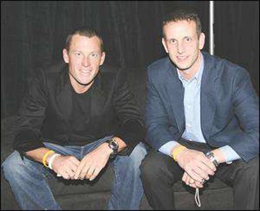 Kiesendahl receives Lance Armstrong's award Kiesendahl receives Lance Armstrong's award