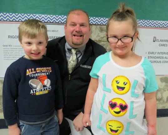 Celebrating Students of the Month Pre-K Students of the Month (AM): Nicholas Actisdano, Savanna Bilach with DVES Principal Aaron Weston.