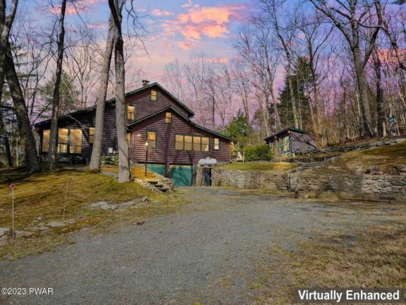 Classic log home features Old World charm and craftsmanship