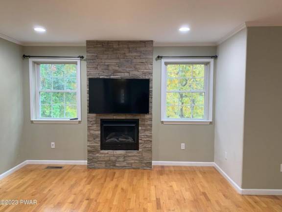 Worry-free living in a modern move-in ready townhome Worry-free living in a modern move-in ready townhome