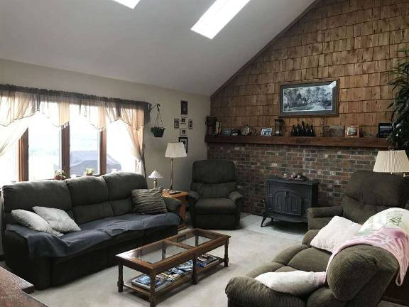 Unique business and luxury residence in one Unique business and luxury residence in one