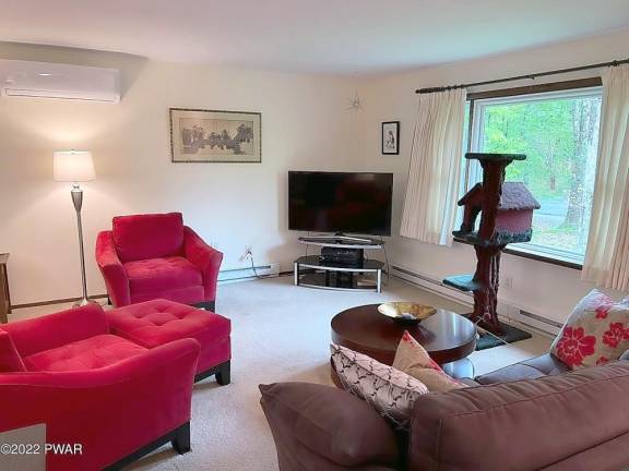 Three-bedroom home on large lot shows love and care Three-bedroom home on large lot shows love and care