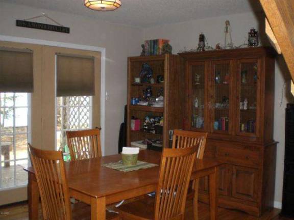 Updated townhouse in a great location Updated townhouse in a great location