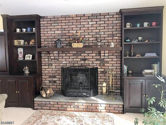 Four-bedroom colonial located in a pool community Four-bedroom colonial located in a pool community