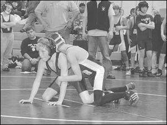 DV youth wrestling hits the mat DV youth wrestling hits the mat