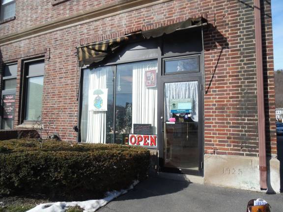A new shop, guided by angels Outside of Our Mother Earth, located next to the old Frontier building across from the park (Photo by Anya Tikka)