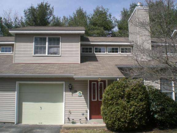 Updated townhouse in a great location Updated townhouse in a great location