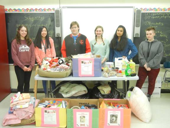 Students compete to help no-kill animal shelter Pictured (from left): Volunteers Shaina Klein, Tess Balton, Chris Hoppe, Michelle Wolf, Saida Bary, and Brittany McIvor Leslie Lordi (Photo provided)