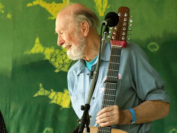 Pete Seeger to perform benefit concert on MusicFest weekend Photo by Anthony Pepetone Pete Seeger