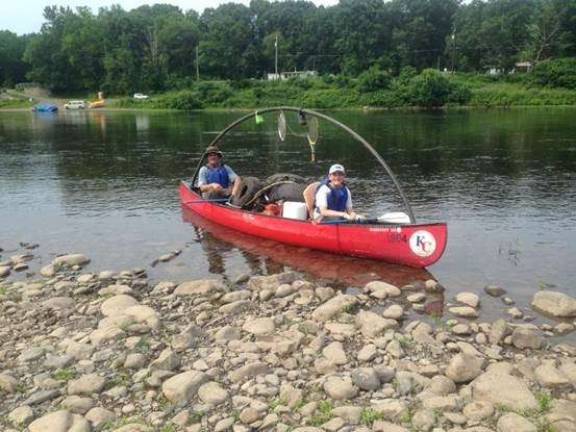Thanks to our volunteers for a hefty river cleanup Thanks to our volunteers for a hefty river cleanup