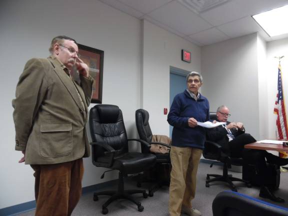 Working together on tick-borne diseases a 'matter of life and death' Dr. Robert Ollar and Mikki Weiss present to the Dingman Supervisors (Photo by Anya Tikka)