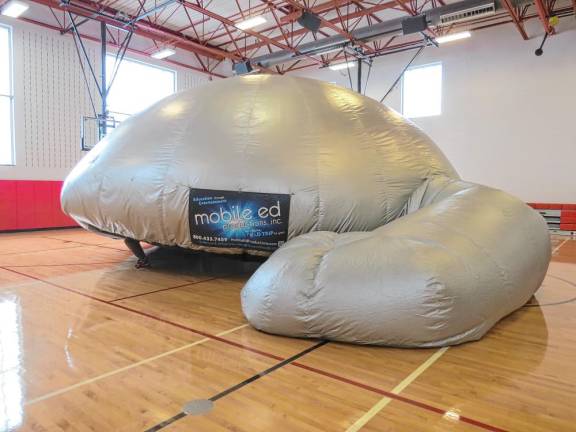 DVES students learn about space The inflatable planetarium from Mobile Education Production.