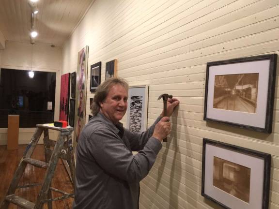 DVAA puts out call for artists Gallery director Rocky Pinciotti hangs art at a pop-up gallery in Hurleyville, N.Y. (Facebook photo)