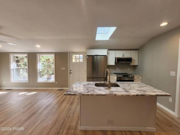 Enjoy the lake life from your renovated ranch Enjoy the lake life from your renovated ranch