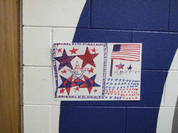 Shohola students give thanks to veterans Wall paintings the children made to honor our veterans