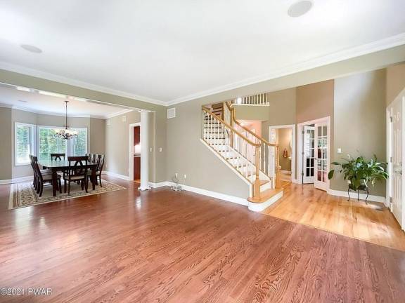 Majestic colonial with 4 bedrooms has modern flair Majestic colonial with 4 bedrooms has modern flair