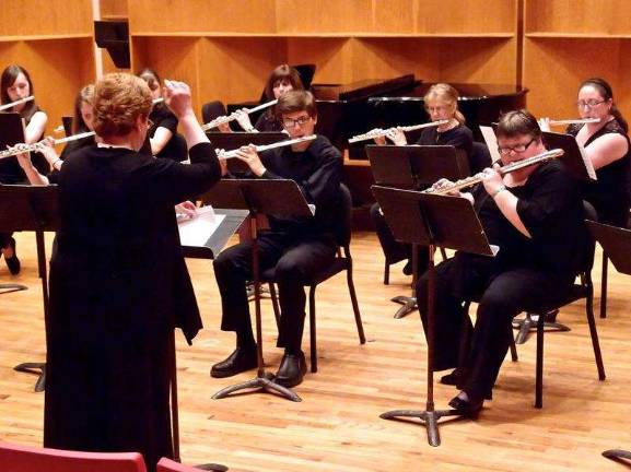Pocono Flute Society to perform Pocono Flute Society to perform