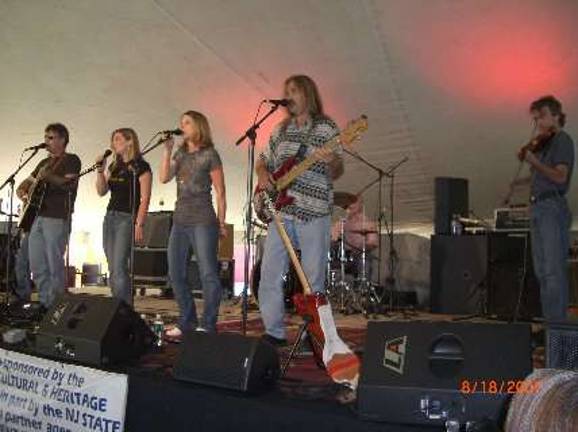 Wry Toast to bring high energy, country-rock Photo provided Wry Toast.