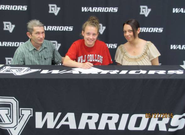 Angelica Gutter signs with Washington and Jefferson College Photo provided Pictured from left: Ralph Kaufmann, senior Angelica Gutter and Chastity Kaufmann.