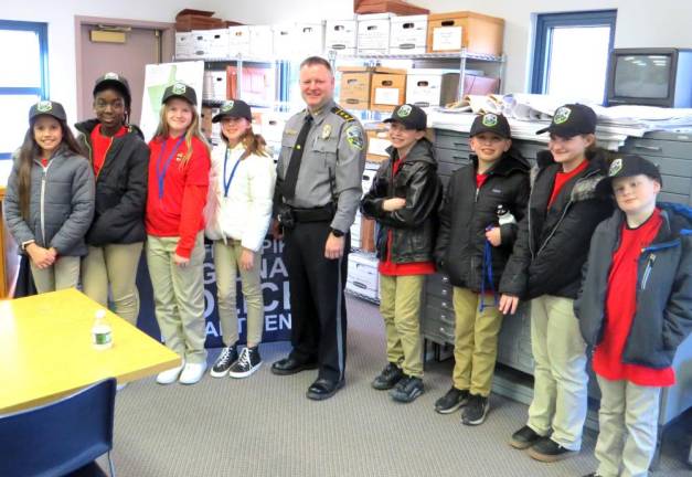 Getting the scoop: Young reporters chat with local police