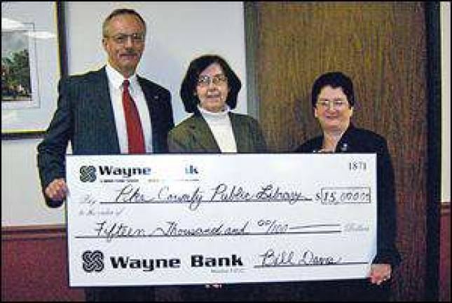 Wayne Bank donates $15G to Pike County Public Library programs Wayne Bank donates $15G to Pike County Public Library programs