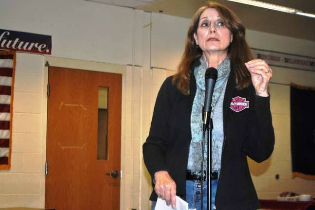 School board hears concerns about compressor station Milford resident Bess Moran (Photo by Anya Tikka)