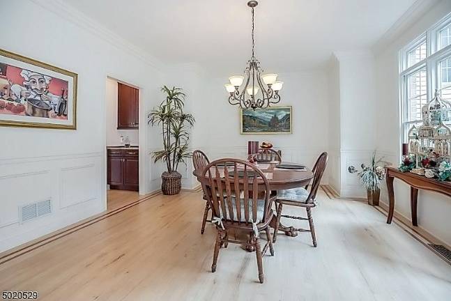 Enjoy mountain views from this light-filled colonial-style home Enjoy mountain views from this light-filled colonial-style home