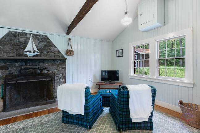 Log cabin on Silver Lake is once-in-a-lifetime opportunity Log cabin on Silver Lake is once-in-a-lifetime opportunity