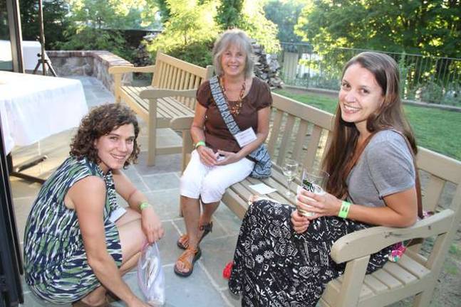Community embraces Kitchen Garden Tour Dirt Editor Becca Tucker with Jenna Gersie of Wantage and Therese Mattil of Wantage.